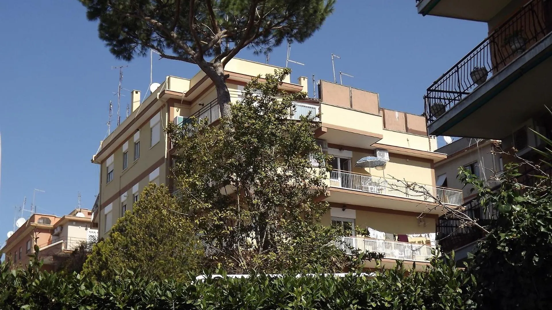 Gilda Vacanze Metro Battistini Apartment Rome